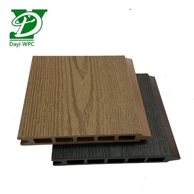 รั้ว WPC ขนาด 18 มม. ขึ้นไป เพื่อความสมบูรณ์แบบกลางแจ้ง ลดการบำรุงรักษา