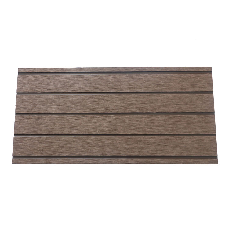 Natural Color Outdoor Waterproof WPC Decking For Swimming Pools And Gardens